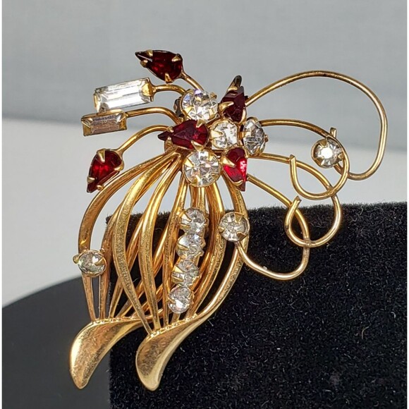 Vintage Red & White Crystal Rhinestone Flower 1/20 10Kt GF Brooch Pendant - Picture 3 of 16